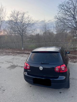 Volkswagen Golf 2004