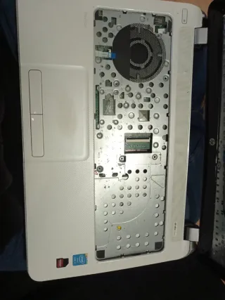 Portátil HP Blanco y Negro