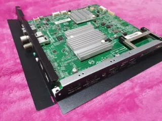 Main! TV. / PHILIPS. Modelo: 55PUS7303/12