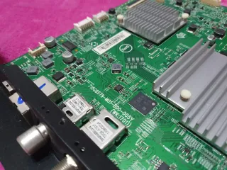 Main! TV. / PHILIPS. Modelo: 55PUS7303/12