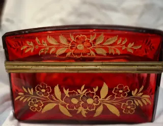 Cofre de cristal rojo Moser