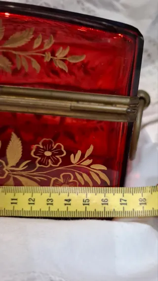 Cofre de cristal rojo Moser