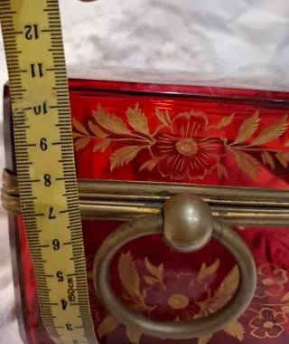 Cofre de cristal rojo Moser