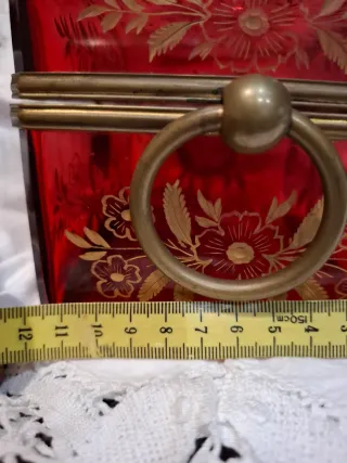 Cofre de cristal rojo Moser