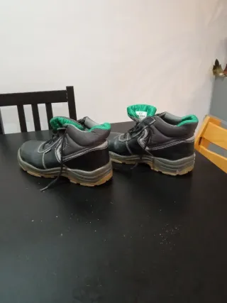 Botas de trabajo OFMA puntera antigolpe