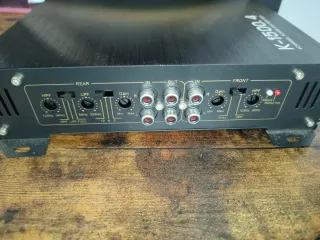 Amplificador Audio Coche 4 canales 2000W