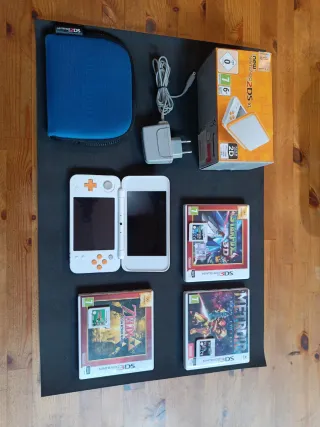 Nintendo 2DS XL Blanca/Naranja + Juegos