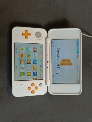 Nintendo 2DS XL Blanca/Naranja + Juegos