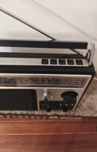 Radio Philips Multibanda