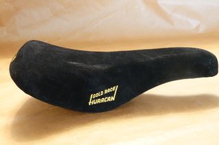 Sillín Huracán. Clásico.