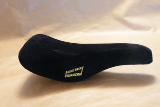 Sillín Huracán. Clásico.