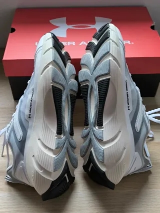 Zapatillas Under Armour Aura Ripstop Nuevas.