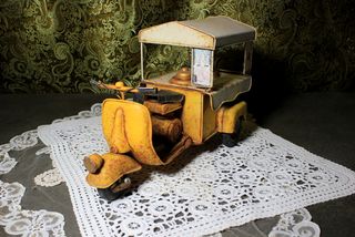 Antigua Moto Vespa Heladera Decorativa