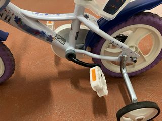 Bicicleta Frozen con Casco