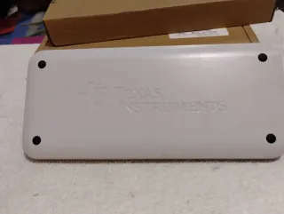 Calculadora Gráfica Texas Instruments TI-84 Plus C