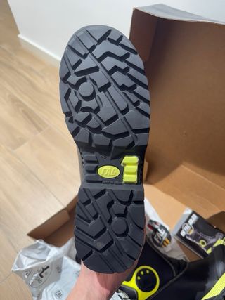 Botas de trabajo FAL negras y amarillas