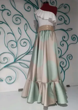 Falda flamenca beige y verde