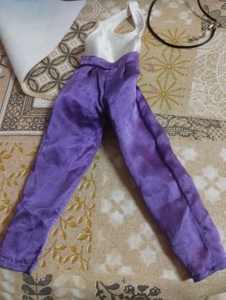 Mono para Barbie o muñecas de tamaño parecido