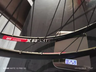 Ruote MTB 29 in alluminio, molto leggere, cerchi DT SWISS