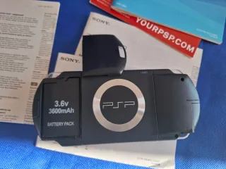 Sony PSP 1004 Piano Black con caja