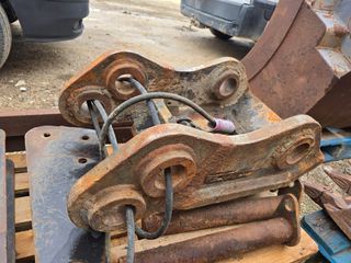 ERE2 Enganche rápido hidráulico case 1188 exc