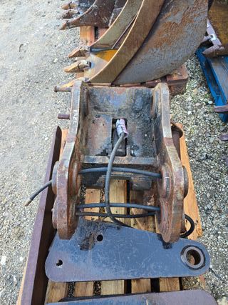 ERE2 Enganche rápido hidráulico case 1188 exc