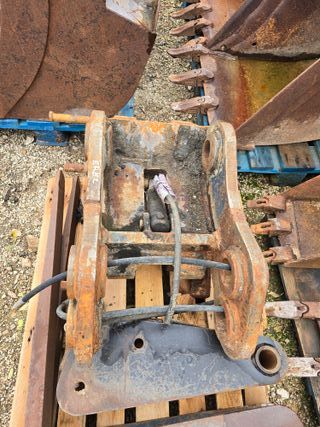 ERE2 Enganche rápido hidráulico case 1188 exc