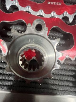 Coronas Rieju MR 300