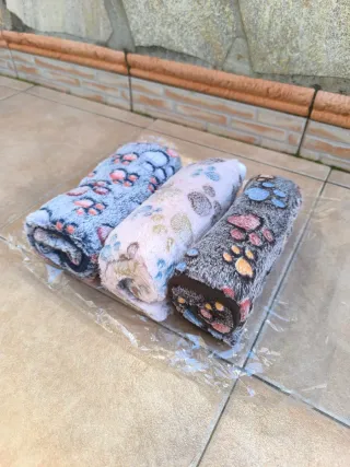 Confezione da 3 coperte per cani e gatti