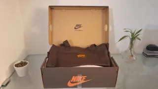 Nike Air Max 1 King's Day Limited Edition