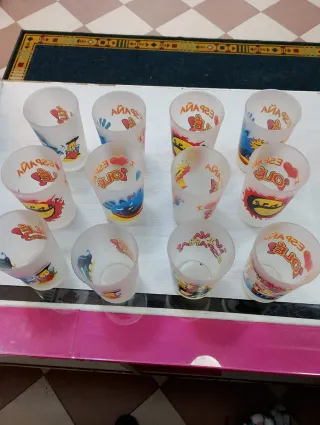 Vasos de cristal decorados