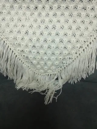 Chal de  Fallera color Blanco o marfil