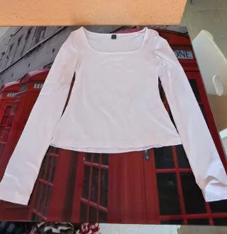Camiseta manga larga escote cuadrado
