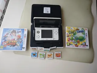 Nintendo 3DS Blanca + 9 Juegos