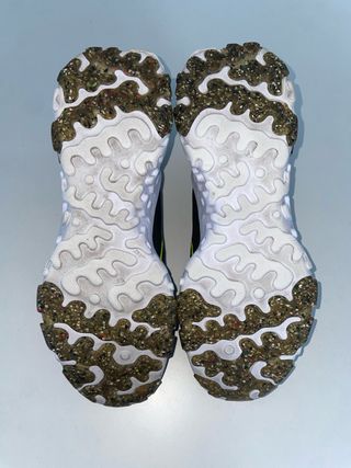 Nike React Vision “Negro Volt” y Verde. EU 43