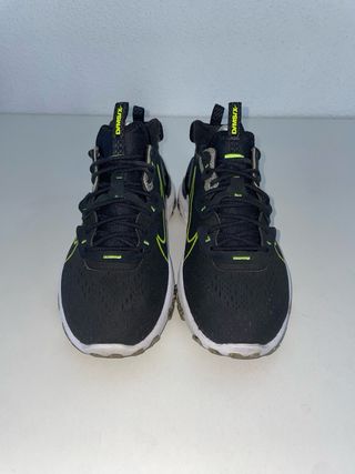Nike React Vision “Negro Volt” y Verde. EU 43