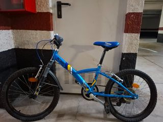 Bicicleta infantil B'TWIN azul