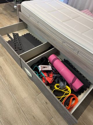 Cama individual con cajones y colchón