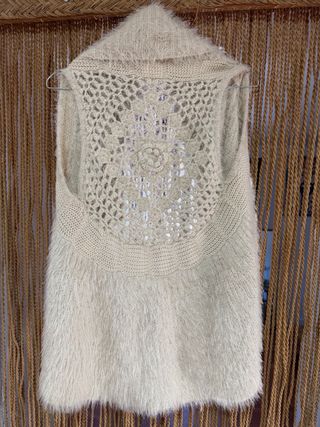 Chaleco pelo Molly Bracken beige talla única