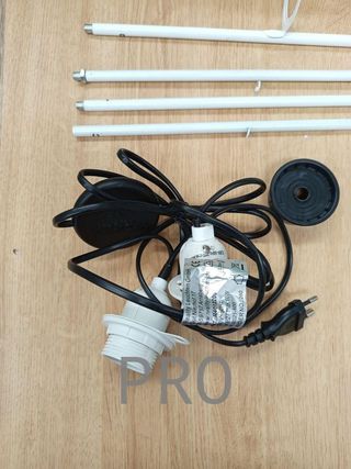 Lampada da terra Trio Lighting in carta bianca