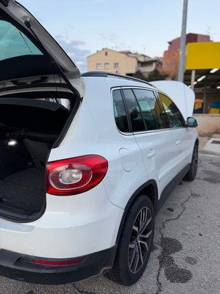 Volkswagen Tiguan 2011