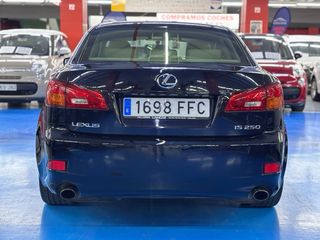LEXUS IS250 AUTO Luxury 2006 136.000 km Etiqueta C