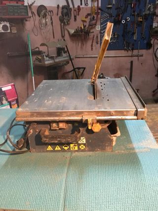 Maletín amarillo Benetière