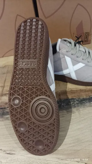 Zapatillas Munich Barru Hombre Talla 42