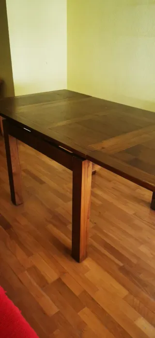 Mesa extensible madera Banak. URGE VENTA.