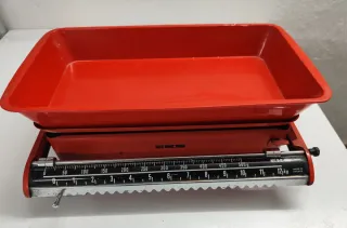 Bilancia vintage rossa EKS