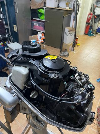 Motor fueraborda Honda 5cv cola corta. BF5AH