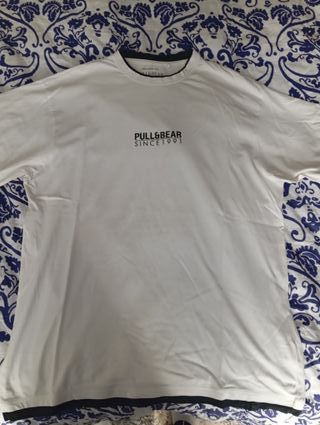 Camiseta Pull&Bear Oversize Blanca