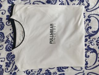 Camiseta Pull&Bear Oversize Blanca