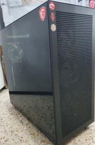 Torre Gaming MSI RGB